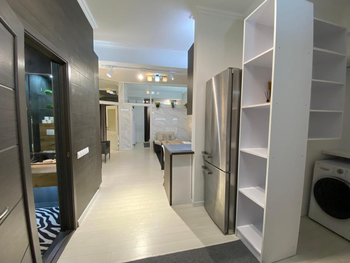 New Double Room Luxury Apartment In The Center Chisinau Exterior photo